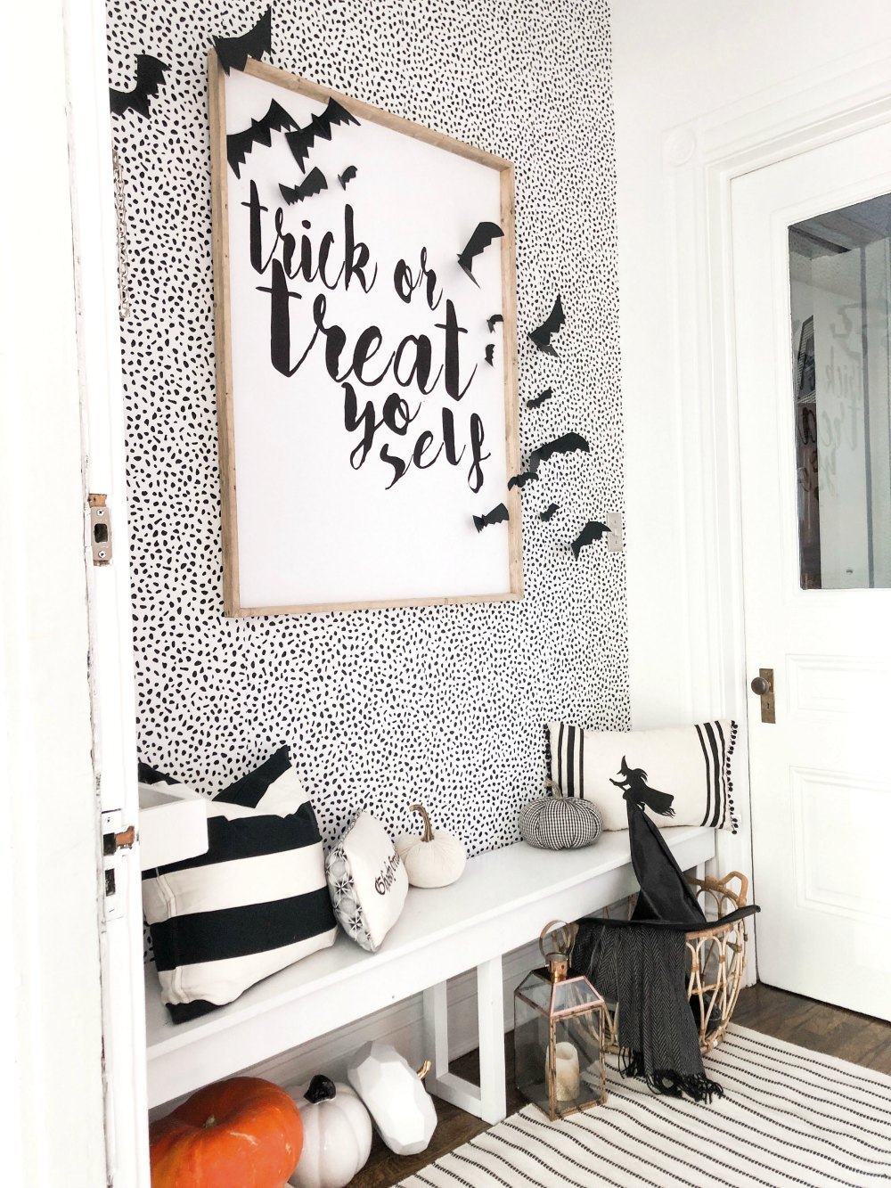 Entryway with removable wallpaper