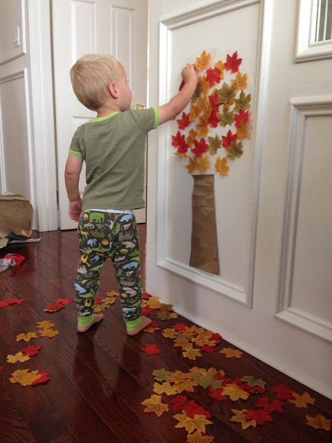 Easy Fall Tree Activity for Toddlers @ Toddler Approved