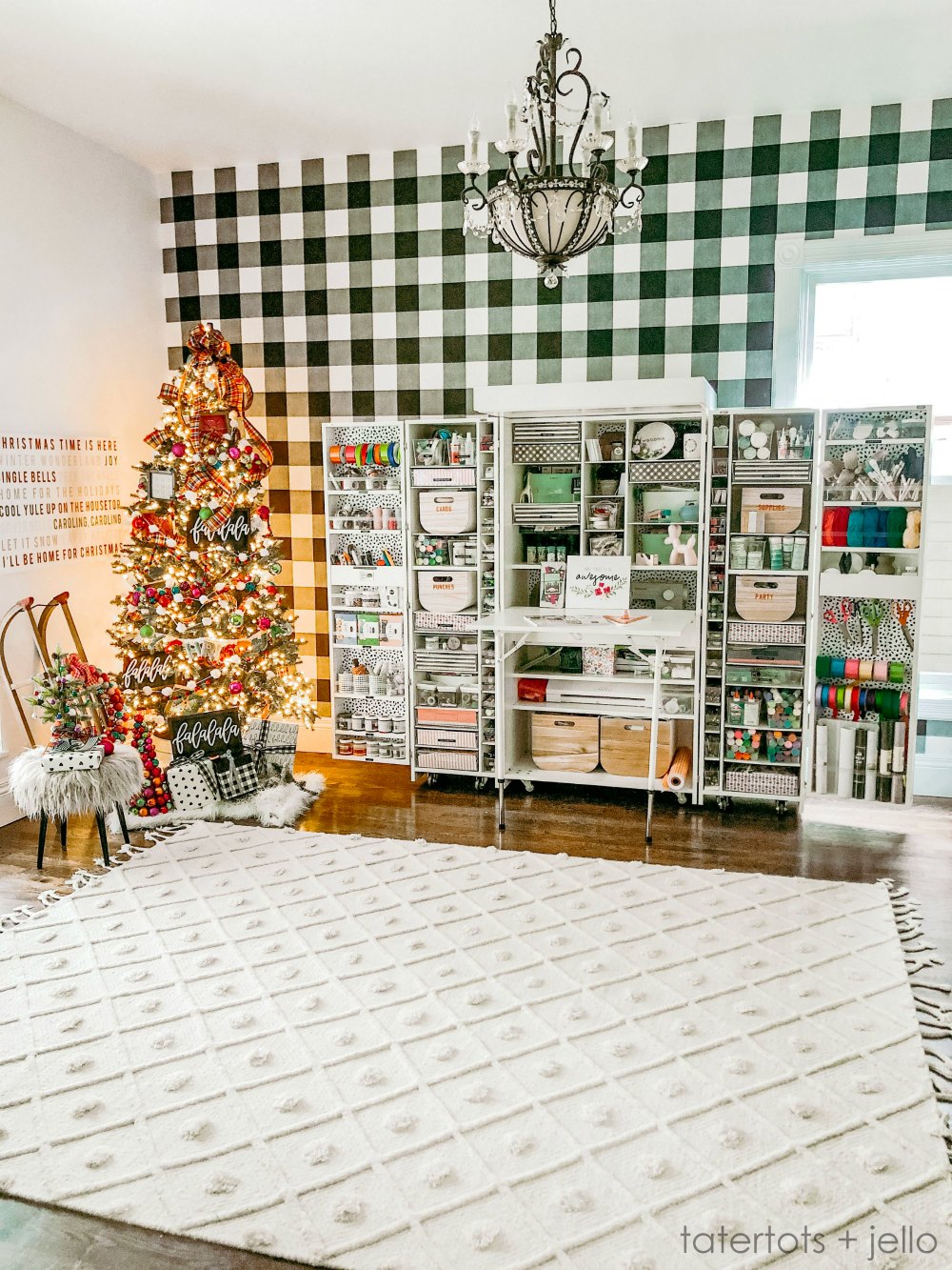 Holiday Housewalk Tour 2019 Tatertots and Jello. Holiday ideas and tips for a vintage home on a budget.