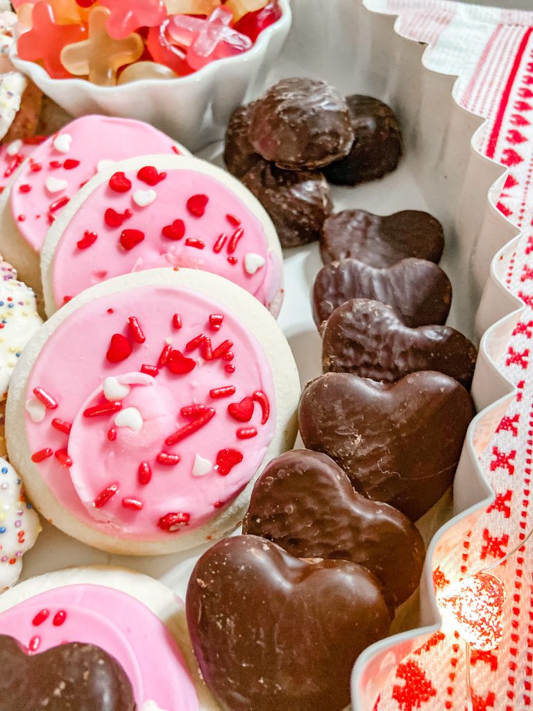 10-minute valentine's sweetheart charcuterie board. Delight your loved ones with a sweet take on the traditional charcuterie board by creating a sweetheart dessert board in just 10 minutes.