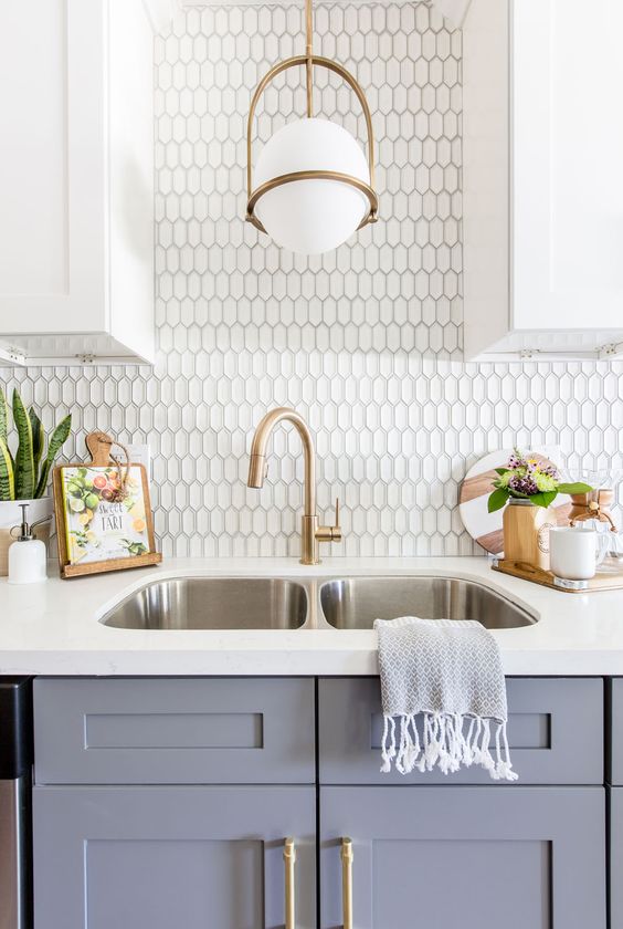 Is subway tile too trendy to put in a new home or remodel? Farmhouse has made subway tile uber popular, is it too trendy to consider for your next home DIY project?