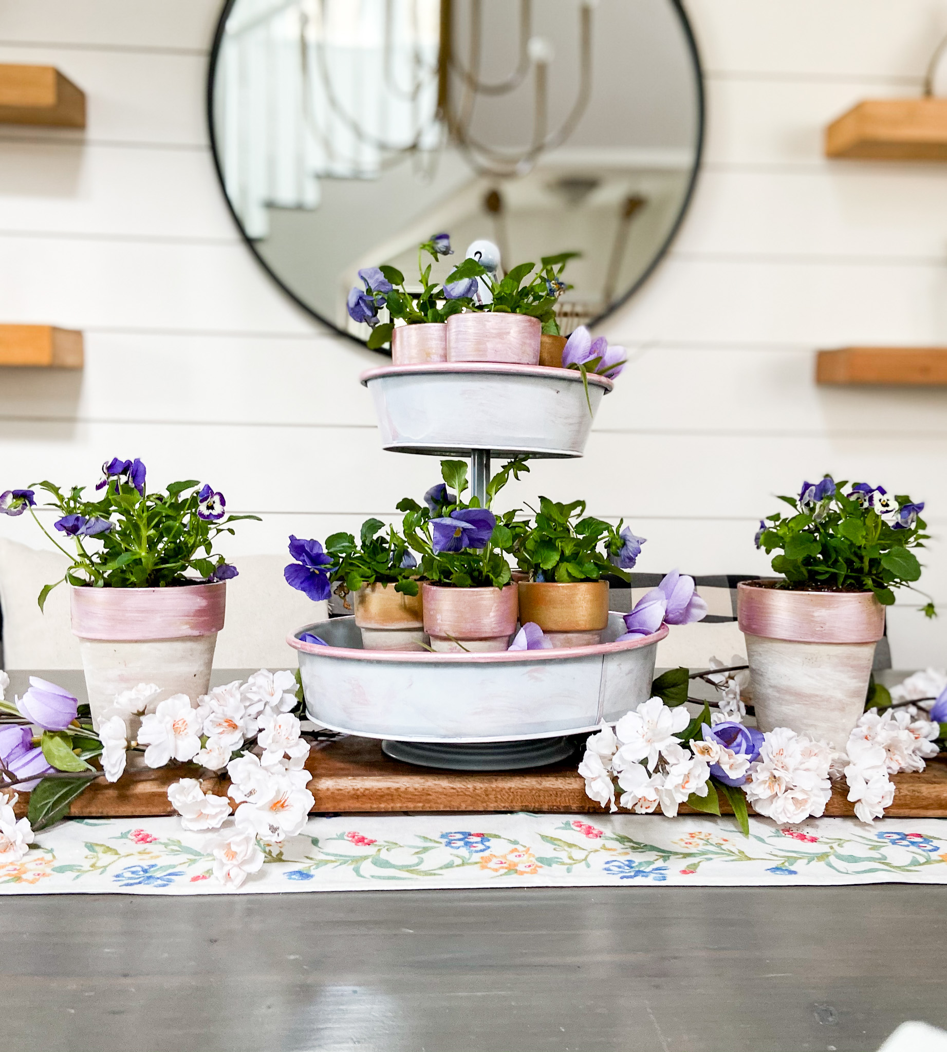 DIY Painted Terra Cotta Pots 