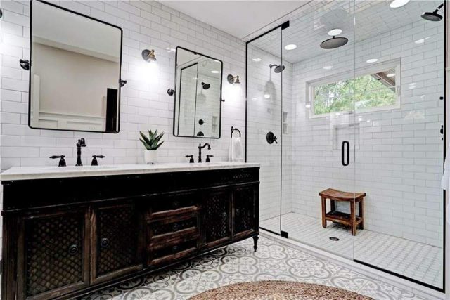 20 Modern Farmhouse and Cottage Bathroom Tile Ideas!
