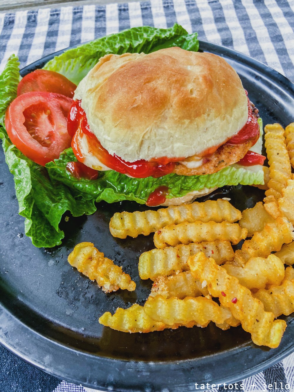 Fast and Easy Homemade Hamburger Buns in Less Than an Hour. Need a quick hamburger bun without having to run to the store? These are easy to make and bake up fluffy and golden brown in less than an hour. 