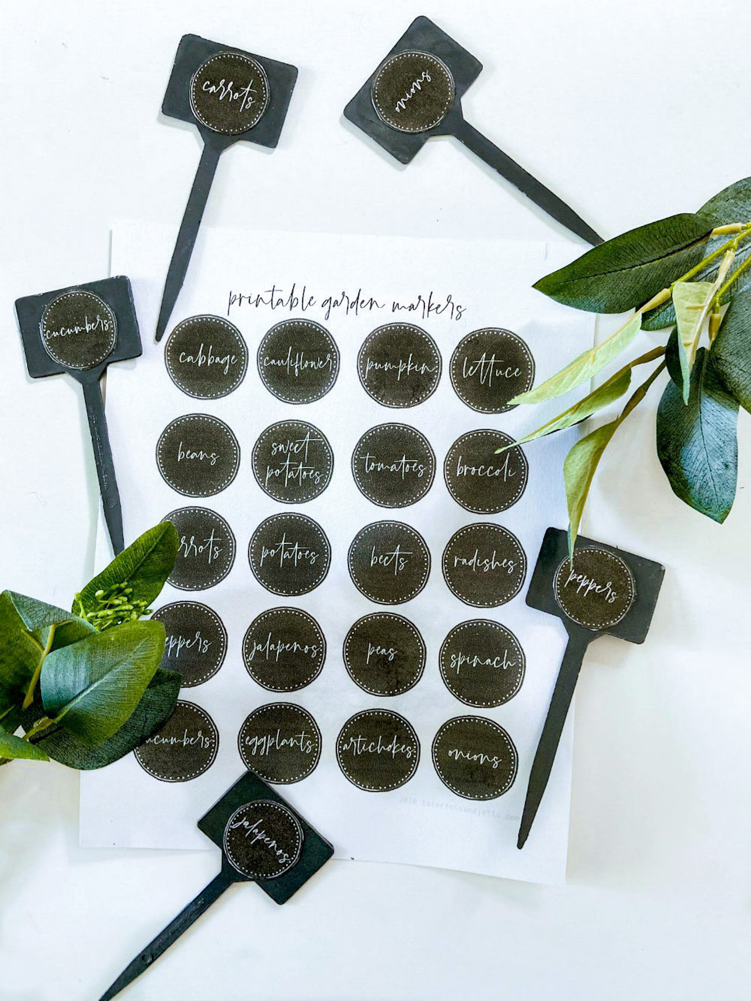 Printable Garden Plant Markers - Tatertots and Jello