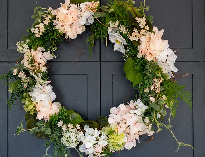 Lucy Craftberry Bush Wreath 