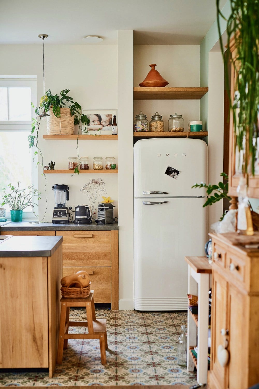 White on sale smeg fridge