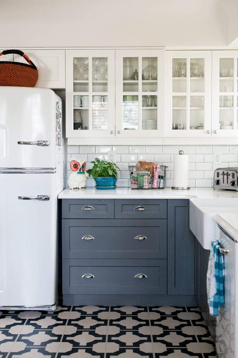 Navy and white tile kitchen at Design Sponge.