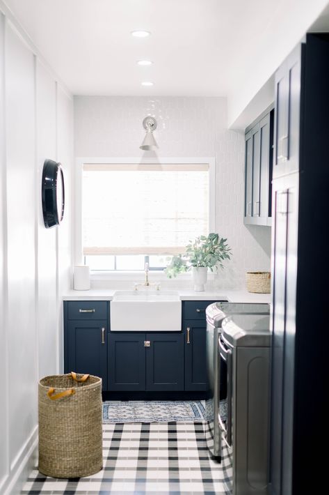 Plaid tile laundry room