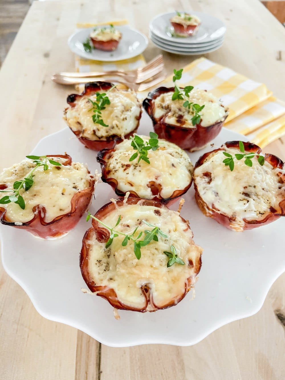 3-Ingredient Low Carb Breakfast Egg Cups. Start your day with this protein-packed low-carb on-the-go breakfast cup that is SO good! 