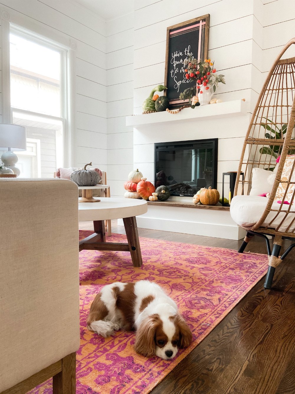 Natural Fall Pumpkin Mantel with DIY Plaid Chalkboard Art. Display the beauty with natural pumpkins and add a fall saying with a DIY Plaid Chalkboard. 