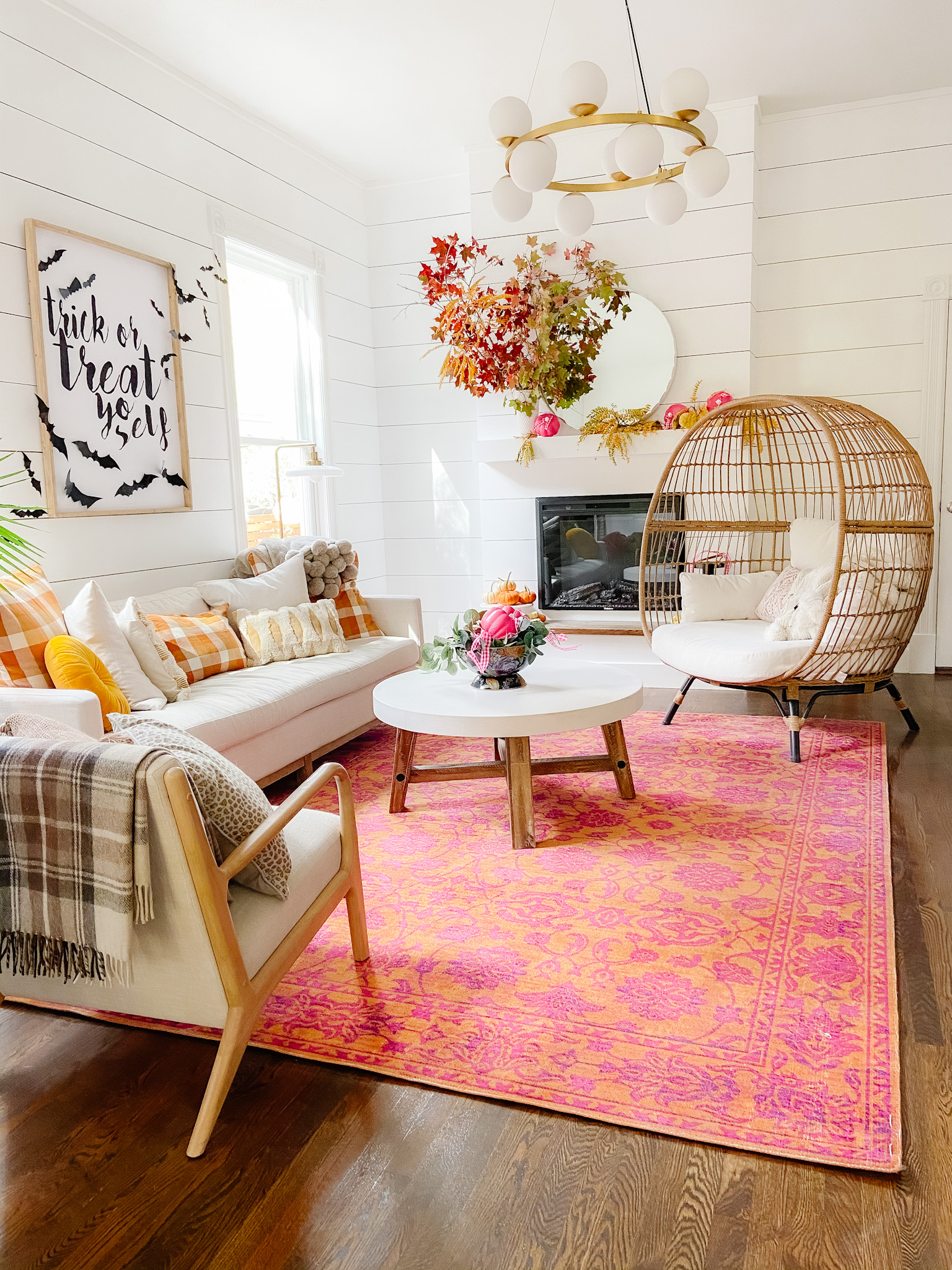 Ways to Bring Color into Your Cottage Home for Fall. Bring BRIGHT colors into your Fall home with colorful accessories, rugs and natural elements!