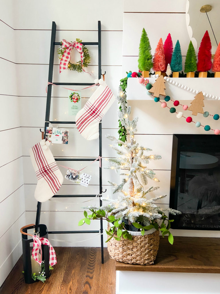 DIY Holiday Card Display Modern Farmhouse