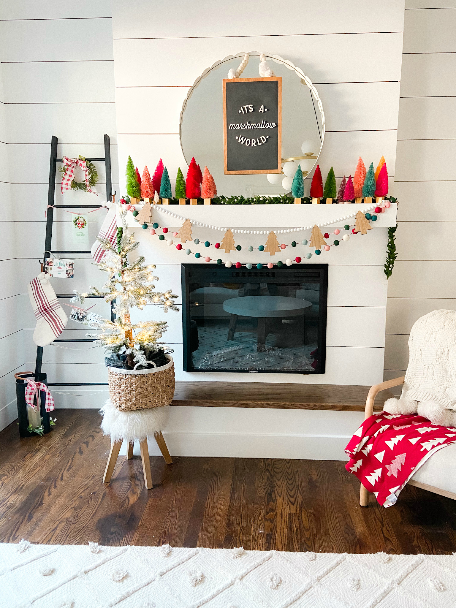 DIY Holiday Card Display Ladder. Build this simple ladder to display cards and stockings this holiday season! 