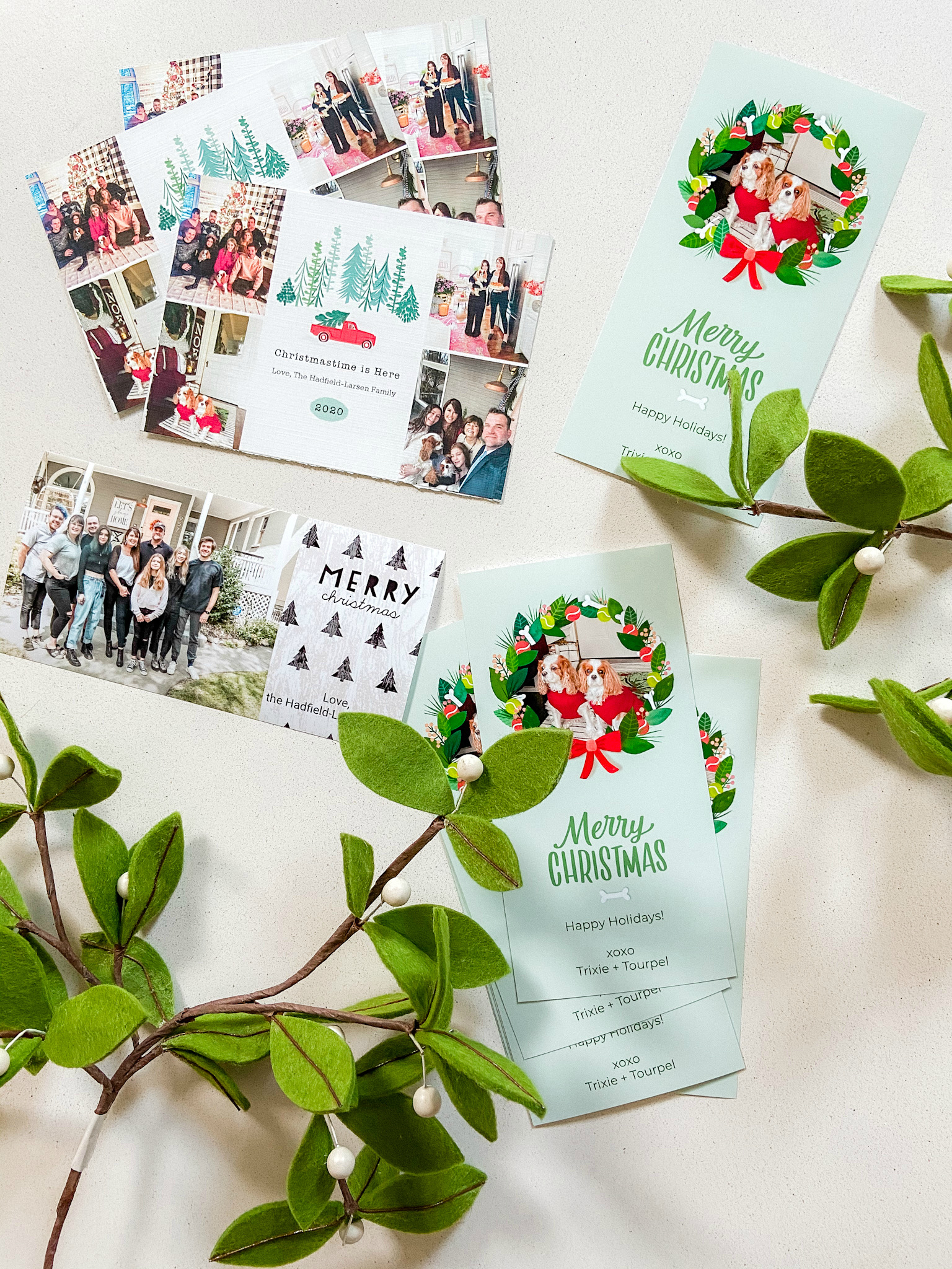 DIY Holiday Card Display Ladder. Build this simple ladder to display cards and stockings this holiday season! 