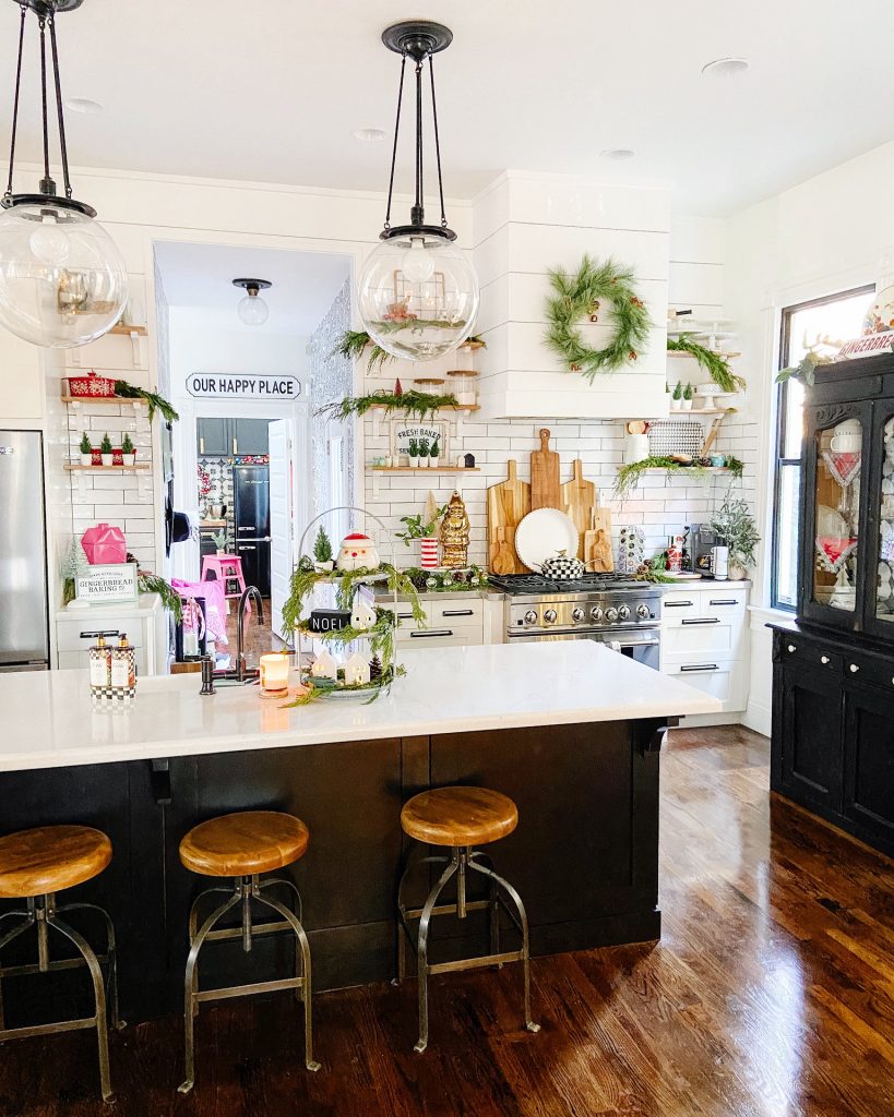 Bright Colorful Holiday Housewalk Tour Vintage Home