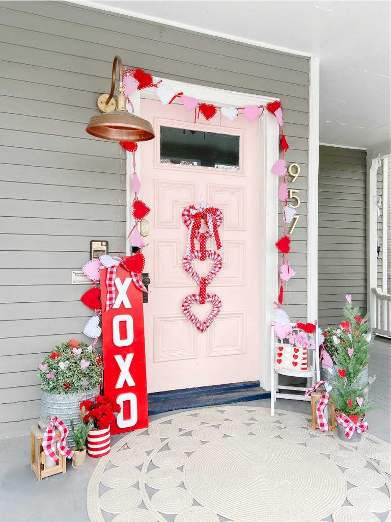 XOXO and Hanging Heart Valentine Garland - Felt Valentines Day Hanging  Decorations | Valentines Day Tree Decorations | Hanging Hearts Decorations  