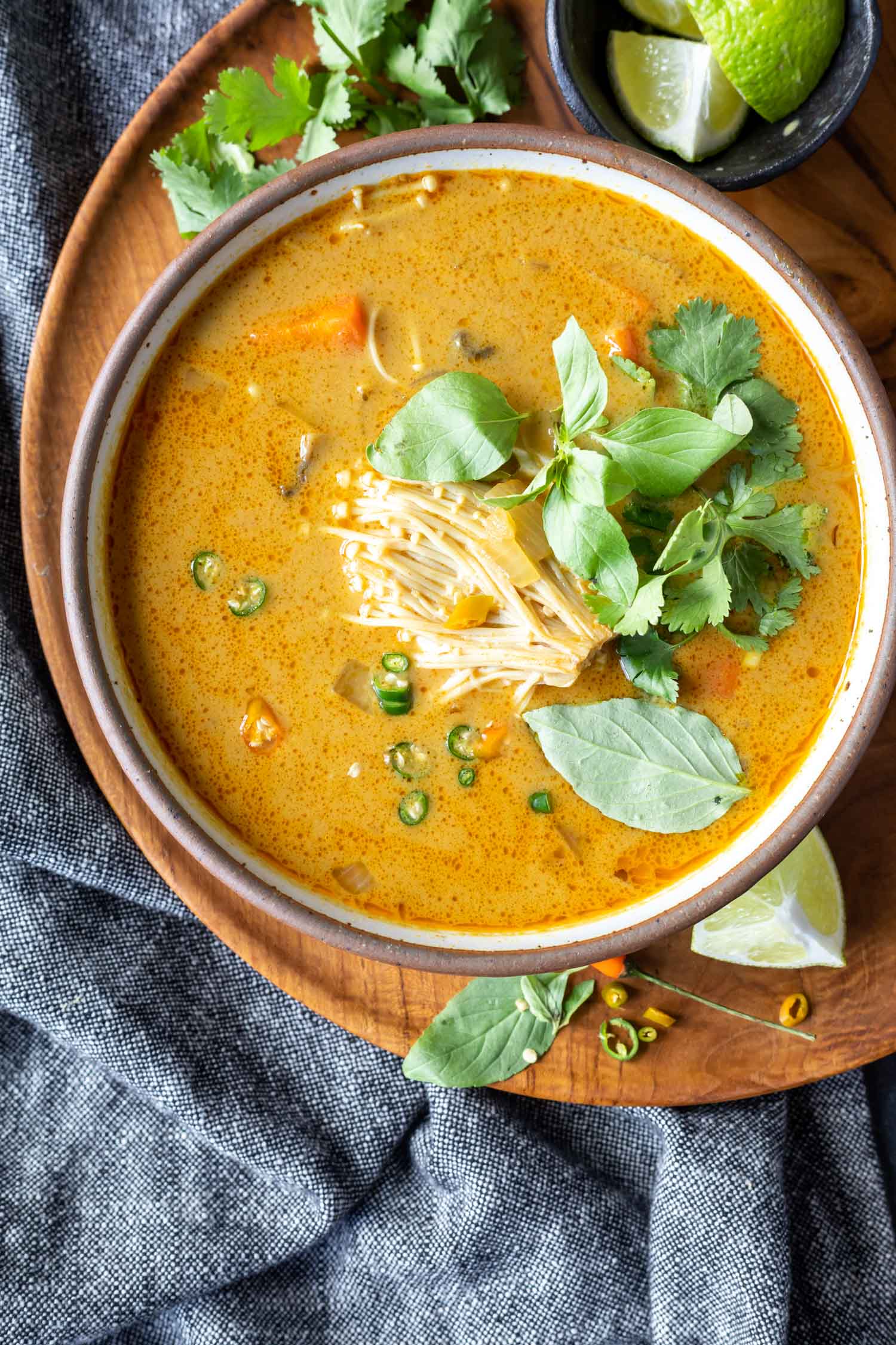 16 Low-Carb Keto Soup Recipes Your Whole Family Will Love