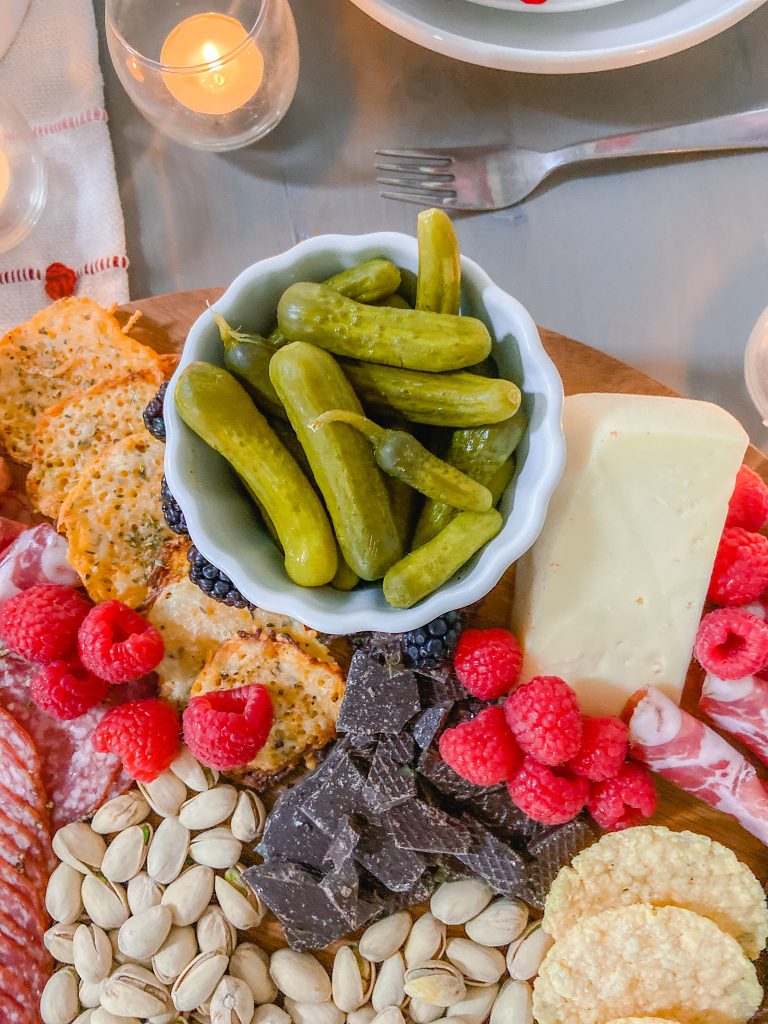 The easiest low-carb keto Charcuterie board. Enjoy low-carb snacks for Valentine's Day with these delicious nibbles that are also keto-friendly!