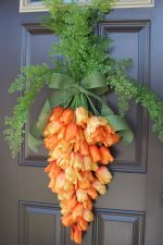 12 GORGEOUS Spring Wreath DIYs!