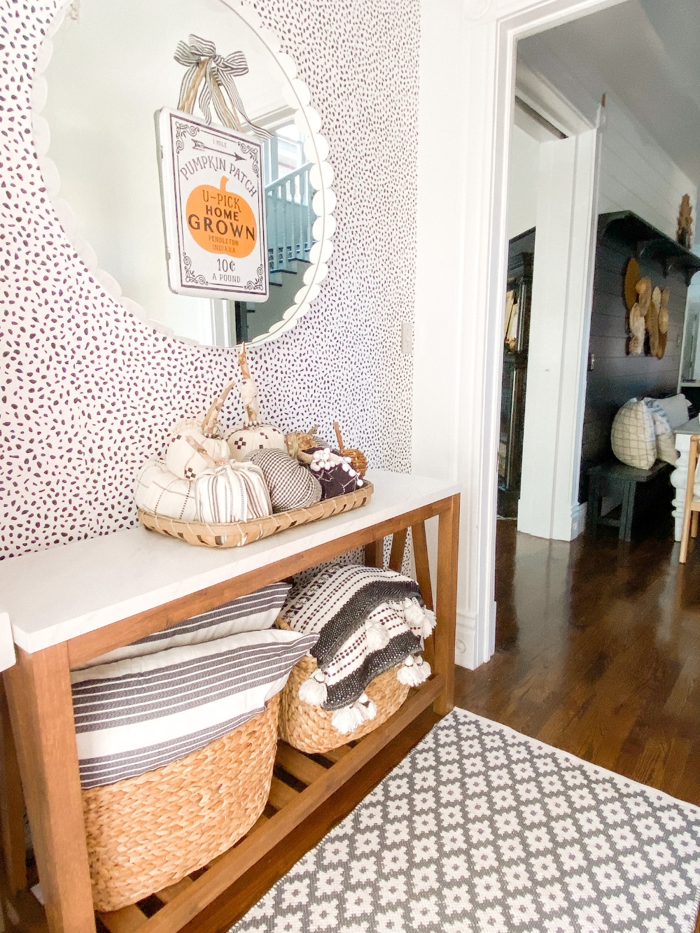 Small Laundry Room Makeover - Taryn Whiteaker Designs