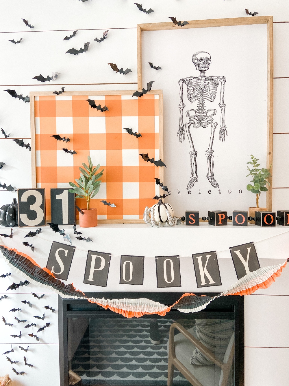 Spooky Halloween Decor and Mantel. Add some spooky charm to your home with these easy Halloween ideas!