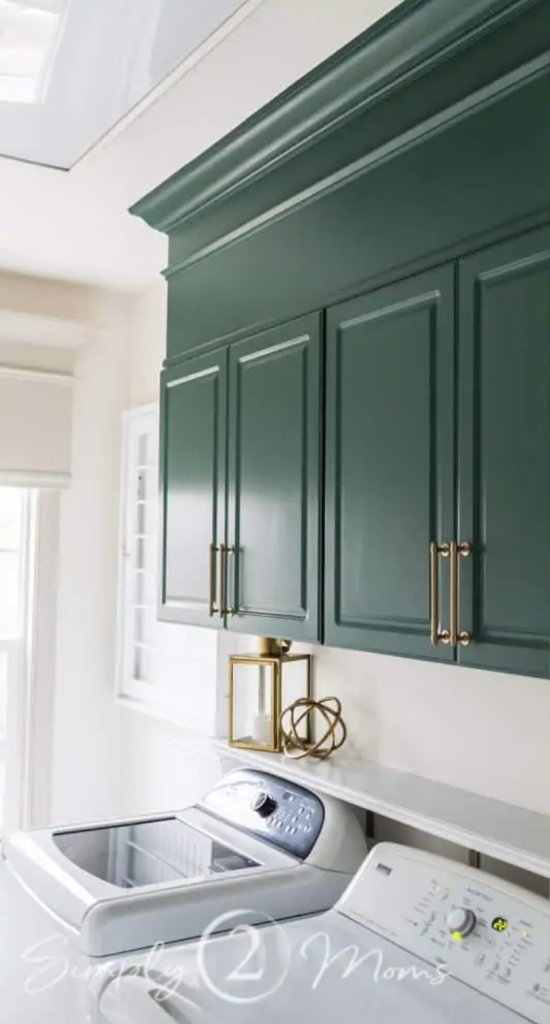 How to paint laminate cabinets 