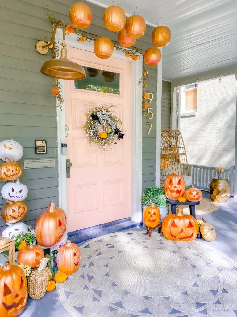 10-Minute Pumpkin Farmhouse Wreath - it lights up!