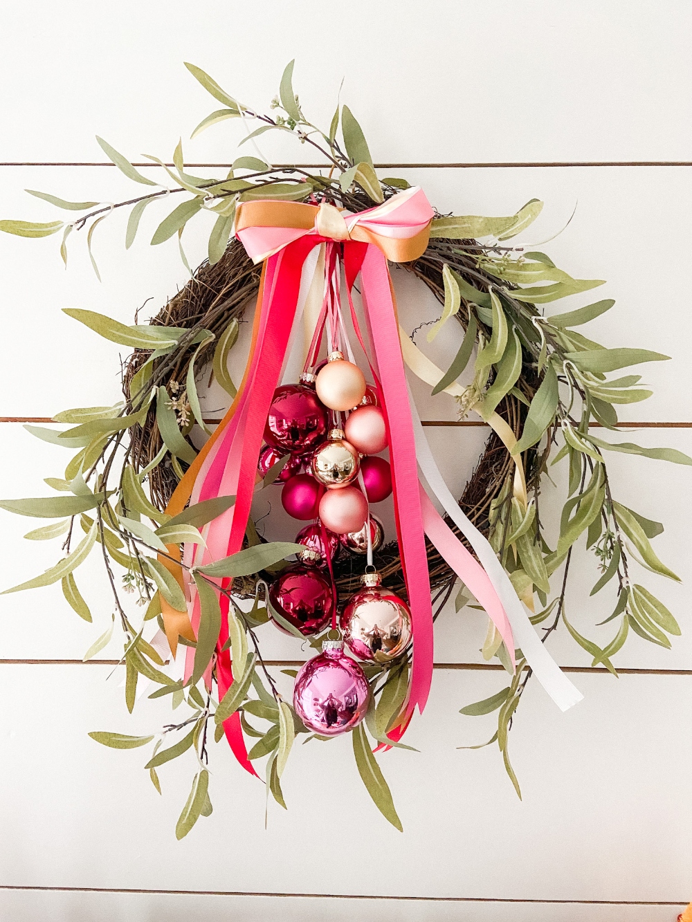 Embroidery Hoop Hanging Ornament Wreath. Three ways to create a beautiful hanging ornament wreath for the holidays! 