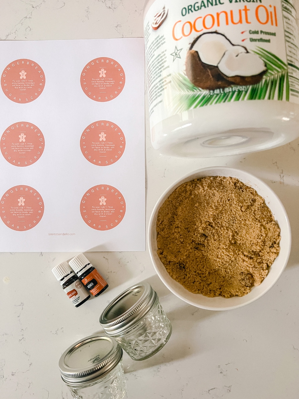gredient Gingerbread Sugar Scrub. This gingerbread sugar scrub smell like cookies while it exfoliates and invigorates the skin and it's a perfect gift idea for anyone on your list!