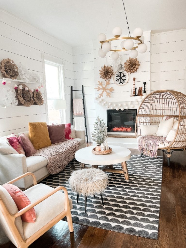 Cozy Winter Decorating Ideas - DIY and ideas to make your home cozy!