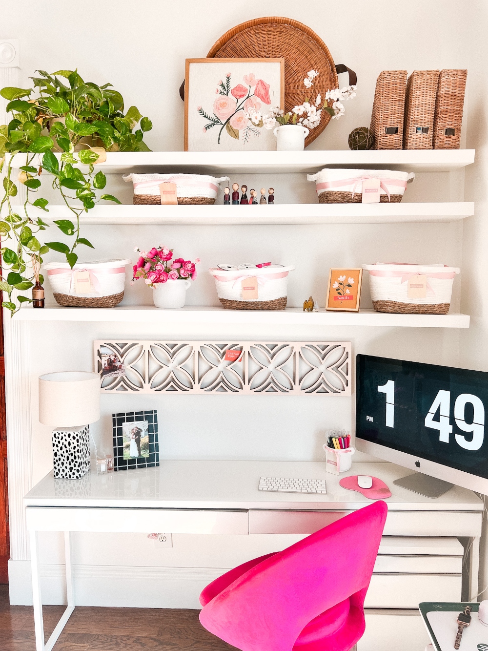 New Year Office Organizing! I organized my office nook with new baskets, tags and a bright and happy new look!