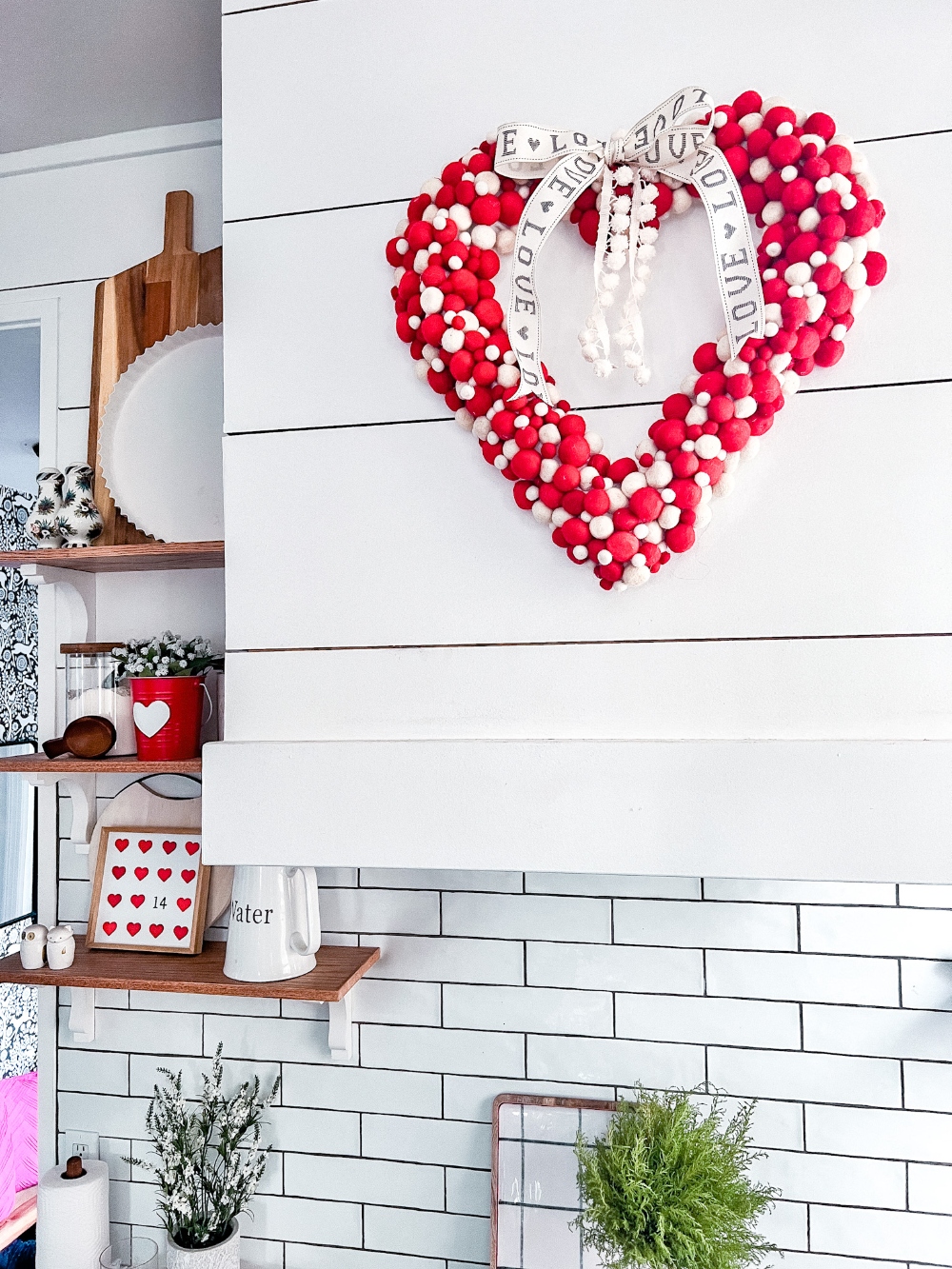 Christmas Garland to Valentine Wreath! Upcycle a Christmas garland and turn it into a fun and festive Valentine decoration! 