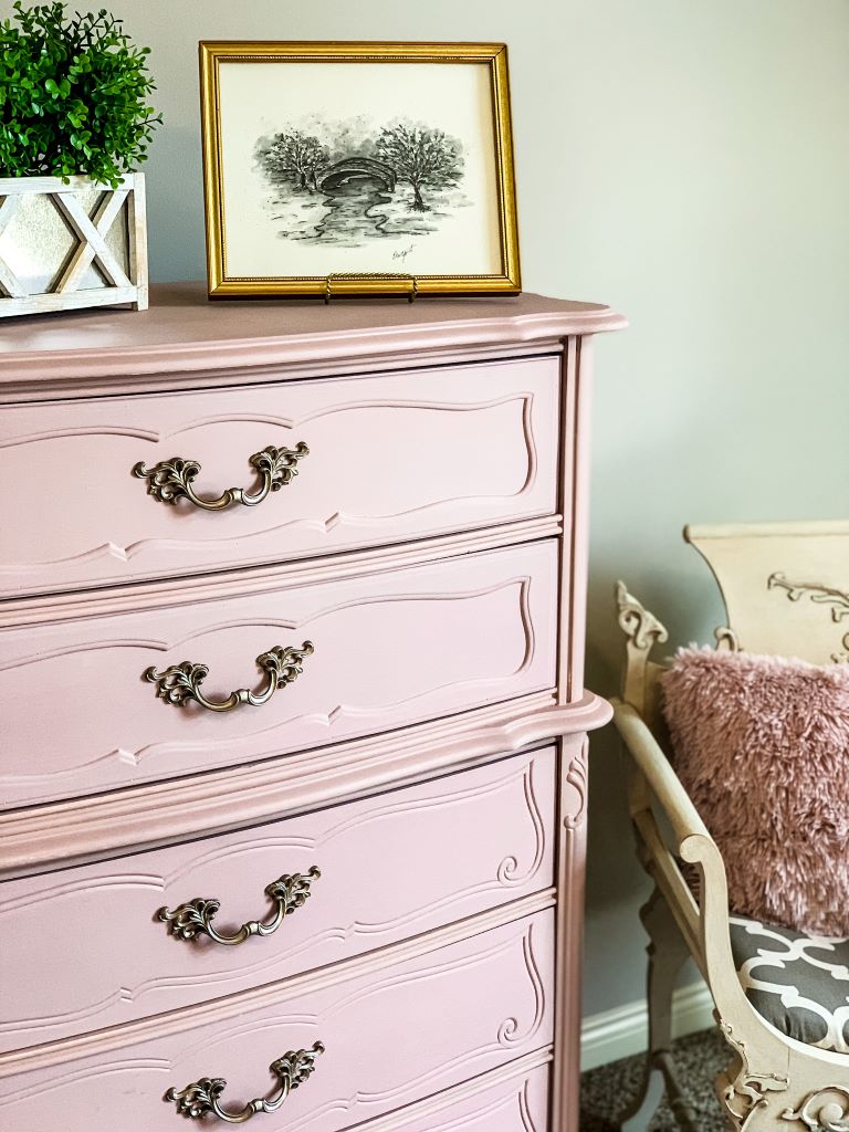 how to paint with milk paint 