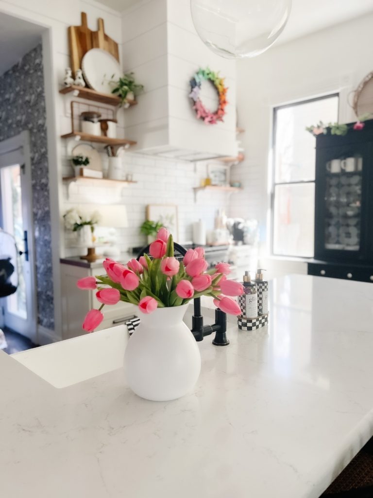 Fresh spring decor ideas for your kitchen - Joanna Anastasia