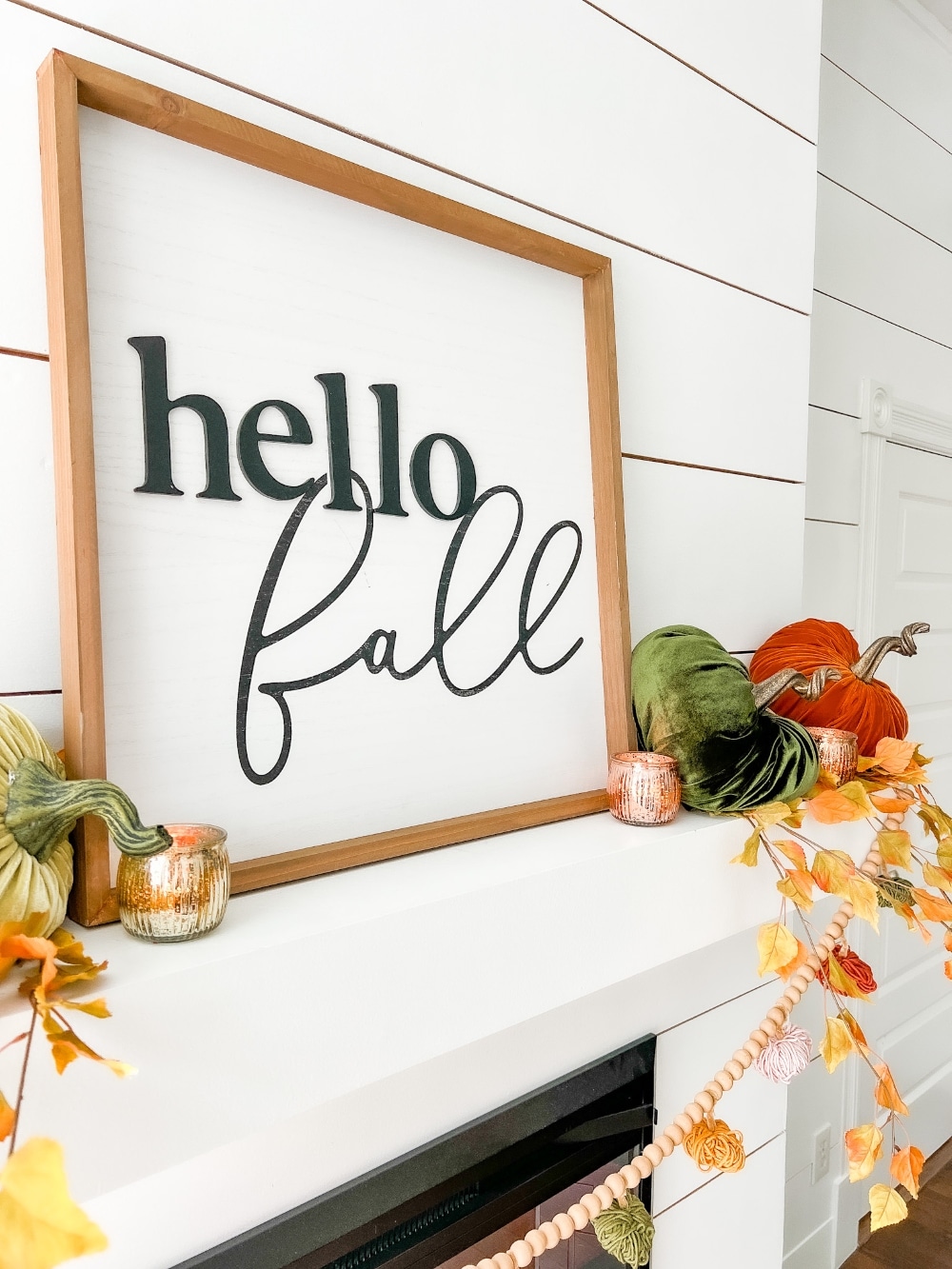 all Mantel and DIY Yarn Pumpkin Garland. Create a cozy layered mantel with a beautiful fall sign, foliage, vibrant fall pumpkins and A matching DIY yarn pumpkin garland! 
