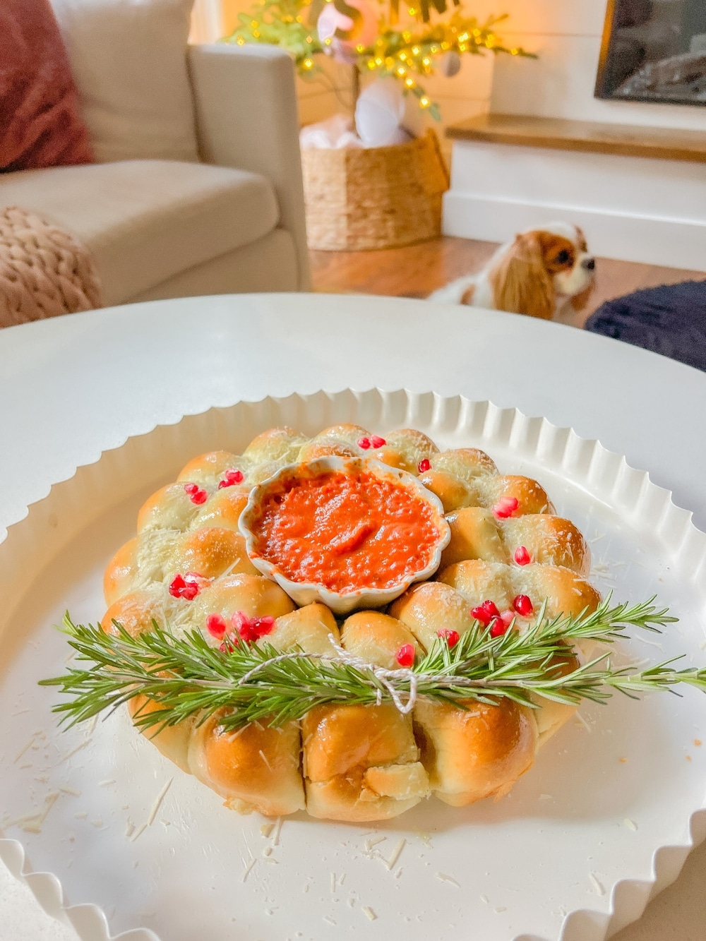 Holiday Cheesy Pull-Apart Bread Wreath. Golden rolls with a cheesy filling a perfect appetizer for holiday parties or for a night at home.