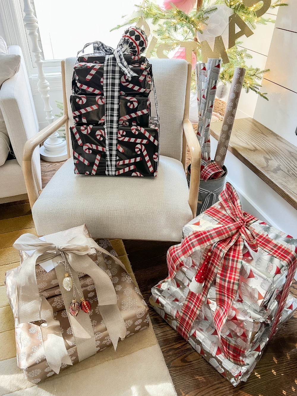 Holiday Gift Ideas for Sisters. Whether your sister is an adventurer or a homebody, these holiday gift ideas will delight your mom, sister or girlfriend! 
