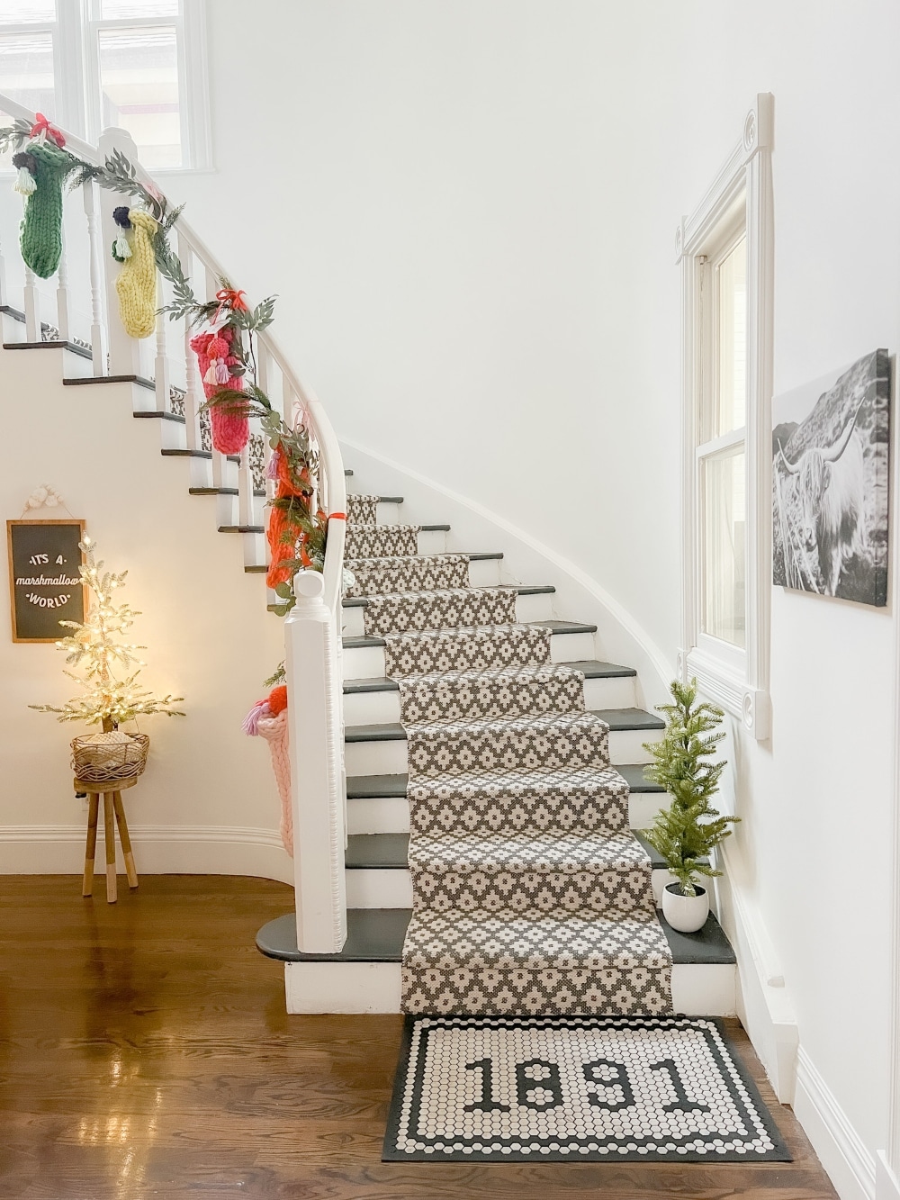 How to install a carpet runner on stairs - Cuckoo4Design