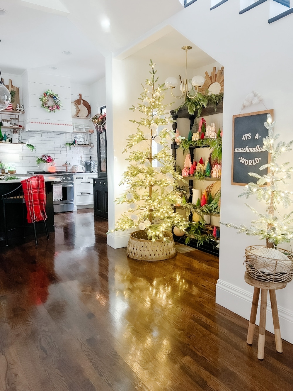 1891 Cottage Bright Holiday Tour. I'm sharing some easy ideas to bring happy colors to your home this holiday season! 