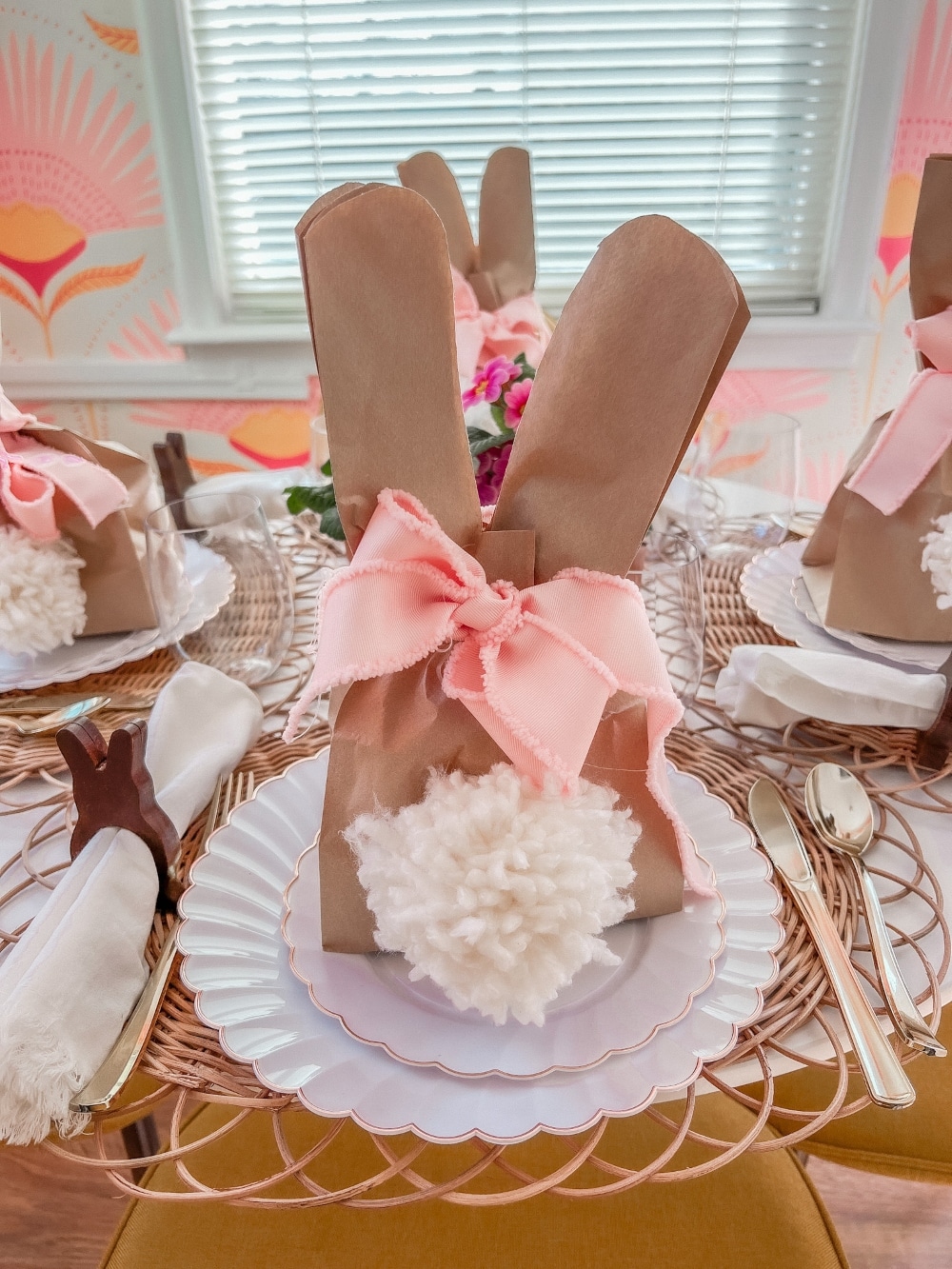 Simple Easter Bunny Treat Bags. Celebrate Spring and Easter with the simple bunny bags you can create in minutes!