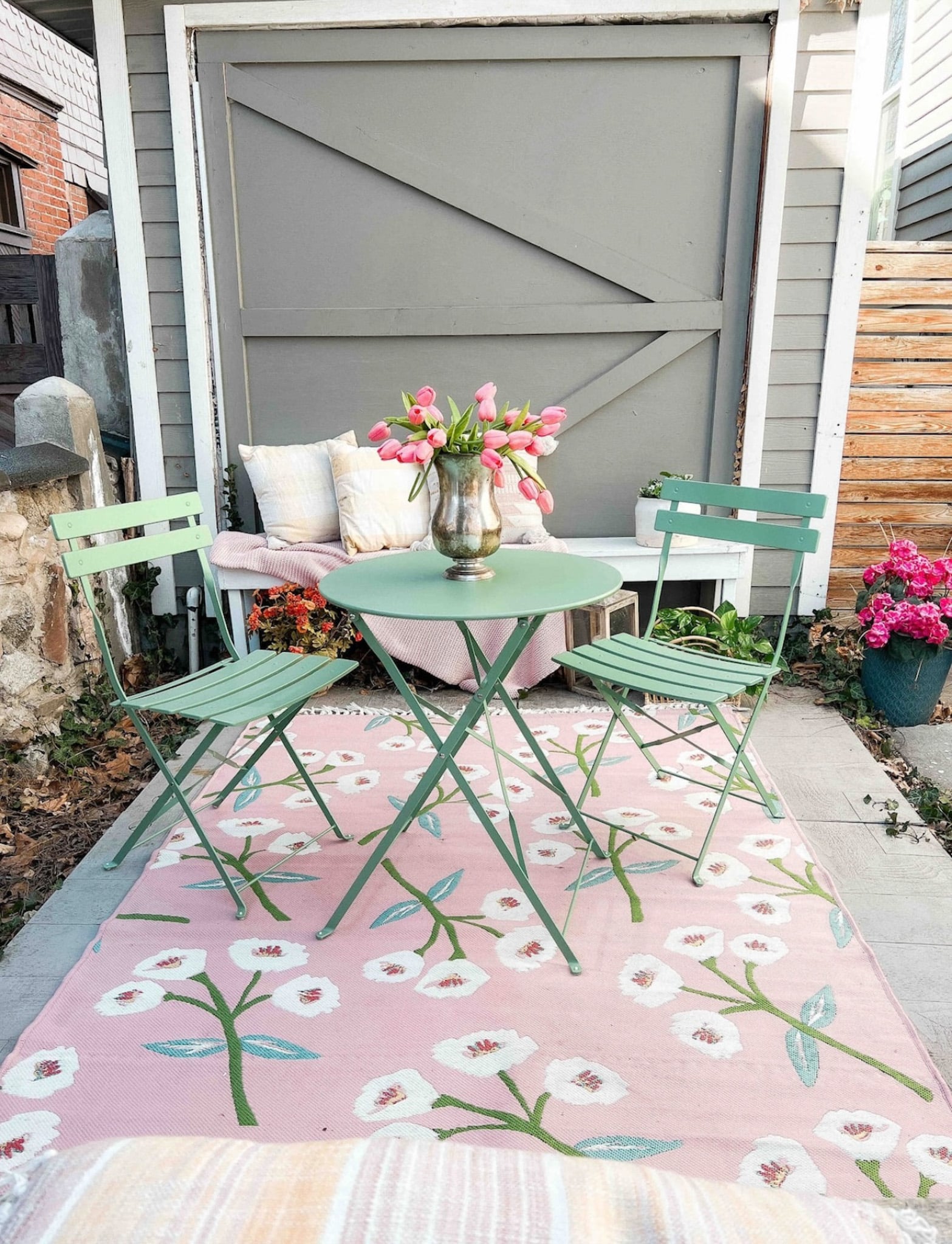 Create an outdoor deck in 15 minutes 