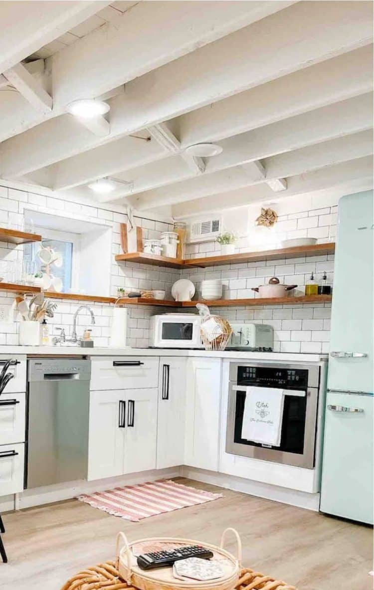 Essential Items for a Successful Airbnb all the insider info!