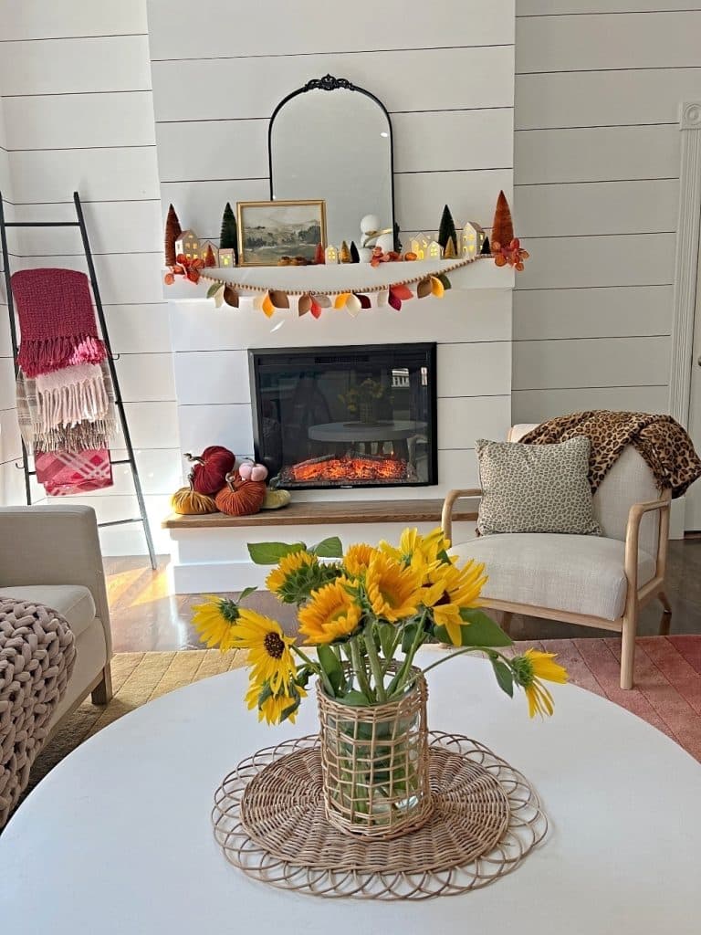 Fall Mantel and DIY Felt Leaf Garland - with free printable template!