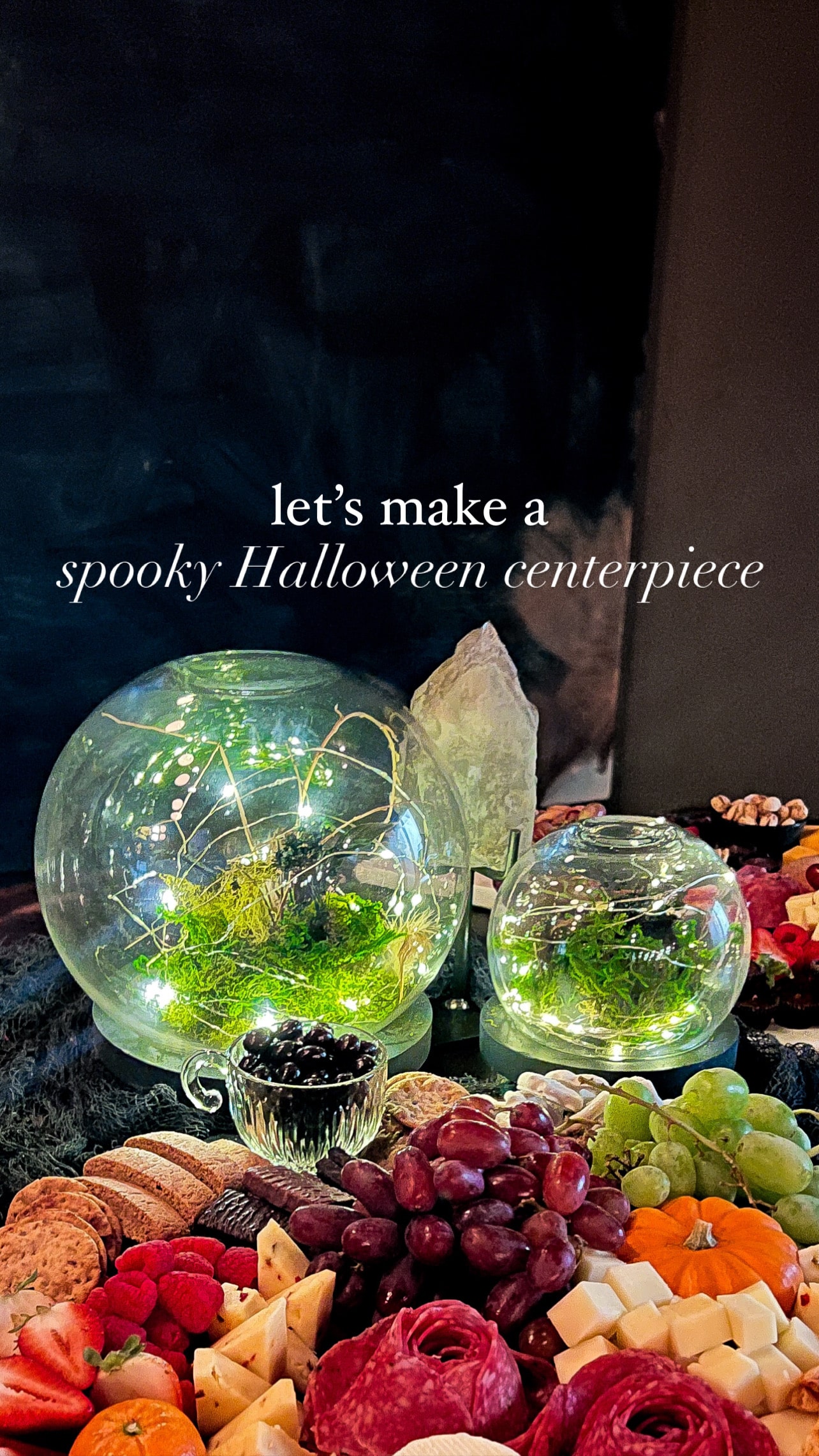 DIY Spooky Upscale Cloche Centerpiece: A Terrifyingly Elegant Halloween Project. Create an enchanting DIY centerpiece into a hauntingly elegant cloche for your Halloween celebrations.