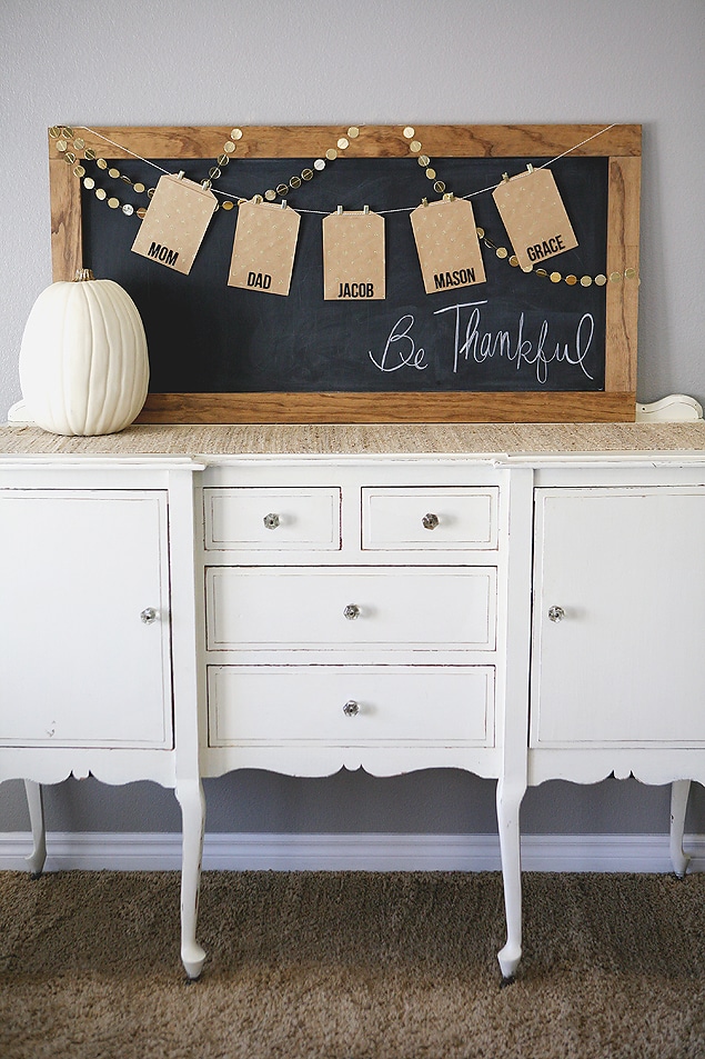 DIY Be Grateful Board and Thanksgiving Tradition 