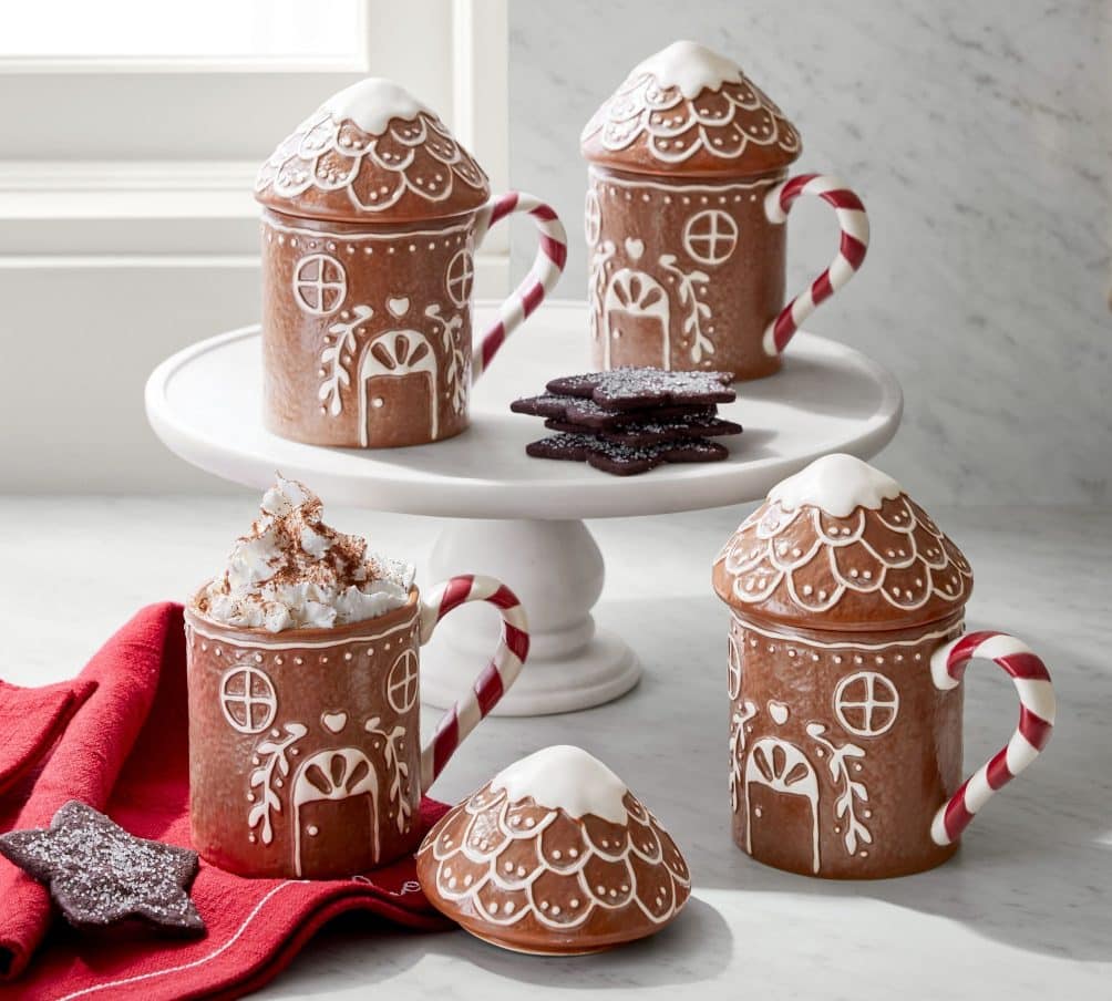 Sweeten Your Holidays: A Gingerbread Wonderland in Home Decor. Embrace the enchanting tradition of gingerbread in your holiday decor with this curated collection.