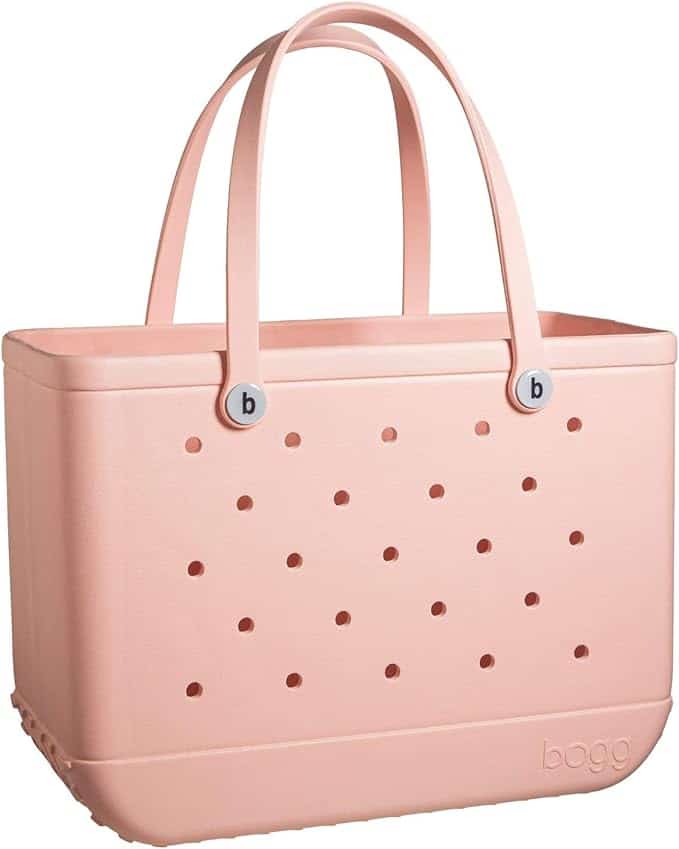 Baby Bogg Bags are perfect for gifting. Weather you're heading out for a day at the beach, camping, going for a picnic, traveling or simply enjoying the day, this tote will ensure to provide style and convenience that the your mom, mother-in-law or daughter-in-law will love! 