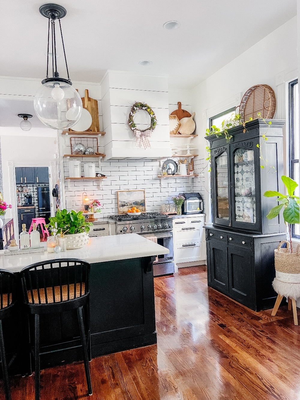1891 Cottage Summer Home Ideas. Discover numerous inexpensive ways to add comfortable summer style to your home, inspired by my 1891 house transformation.