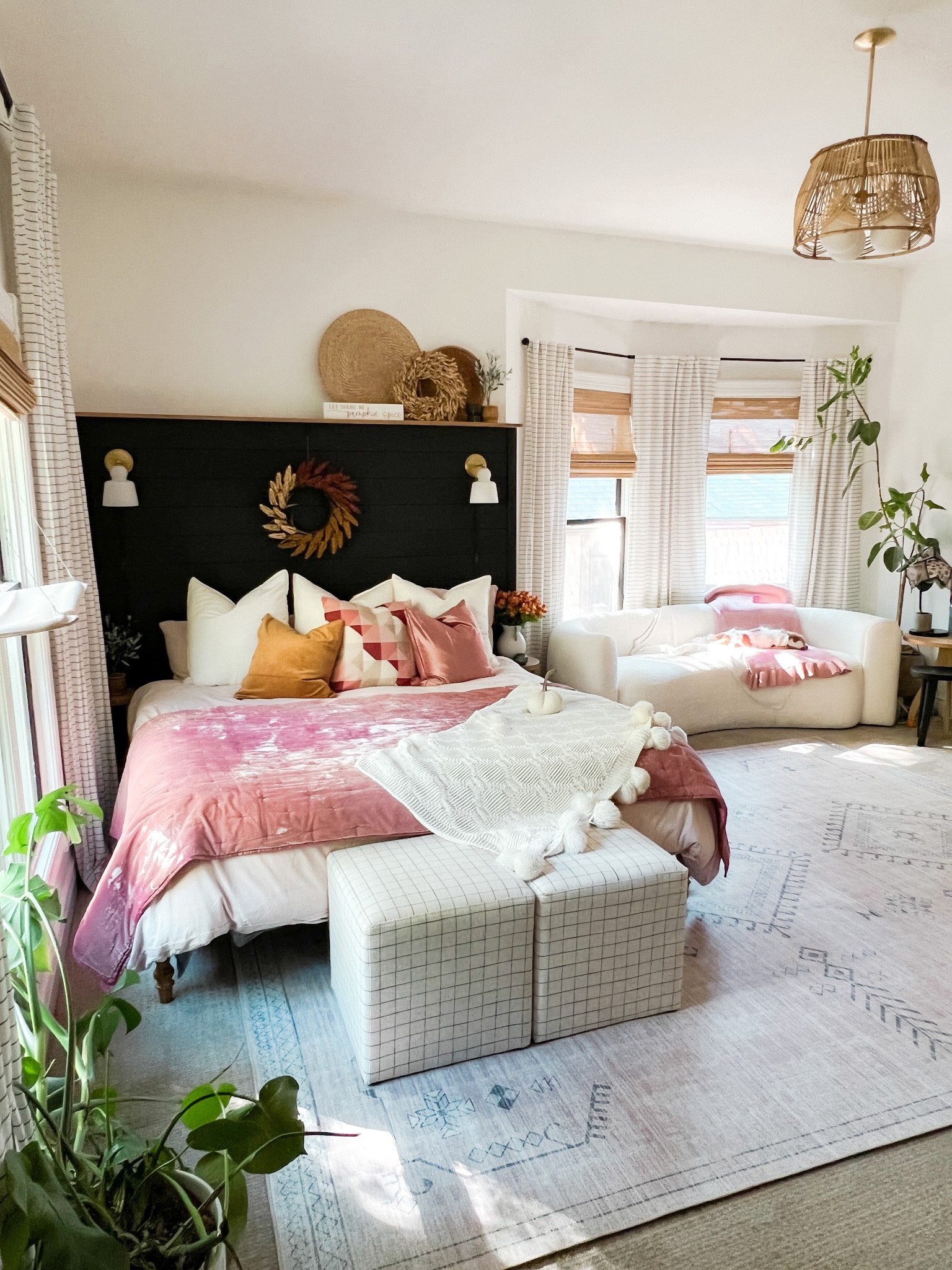 Cozy Fall Home Ideas. Simple ways to create a cozy home for fall, with links to DIY ideas, decor, soft textures, and seasonal accents that will instantly add warmth and comfort to your home.